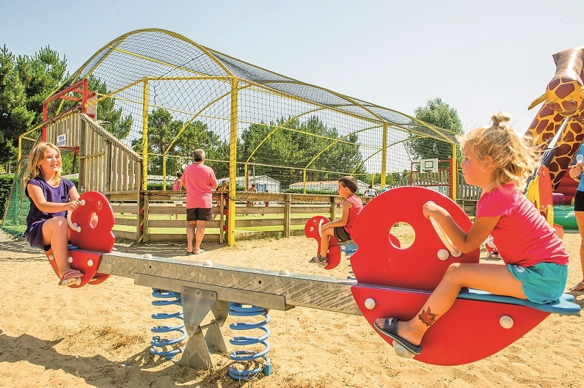 Aloa Vacances : Riez A La Vie Parc Enfants