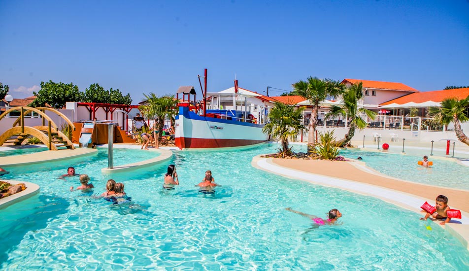 Aloa Vacances : Ur Onea Piscine Chauffee Bidart