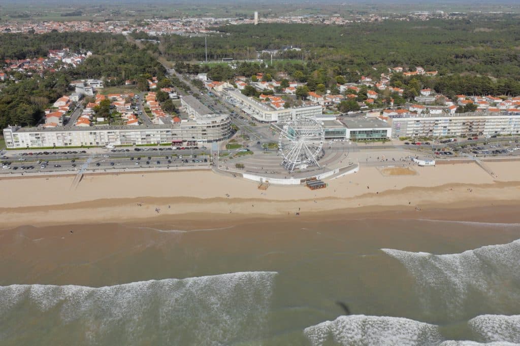 Aloa Vacances : Grande Roue De Saint Jean De Monts Vue Du Ciel