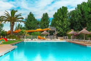 Aloa Vacances : Le Clos Virgile Piscine Toboggan Camping