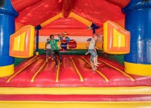 Aloa Vacances : Les Ajoncs Dor Jeux Gonflables