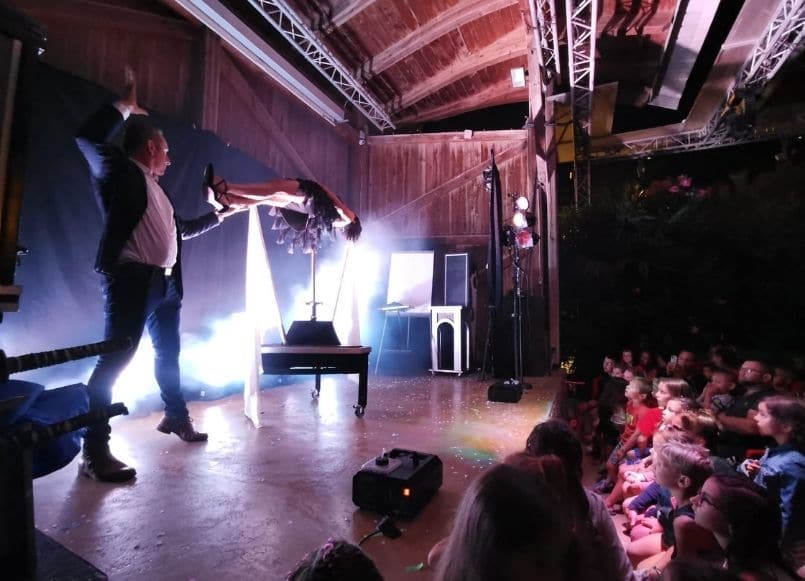 Aloa Vacances : soirée au camping à Serignan Le Clos Virgile