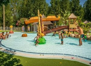 Pataugeoire pour enfants du camping Le Clos Virgile à Sérignan