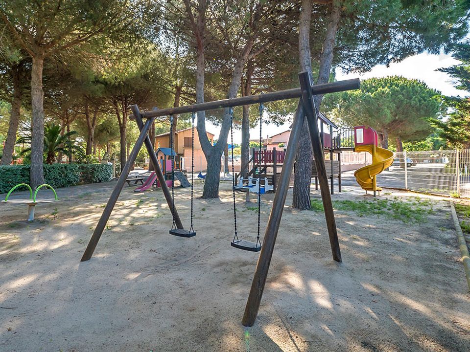 Aloa Vacances :  Camping La Maïre - Aire de jeux -3