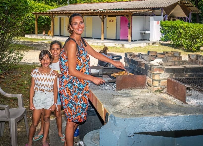 Barbecue au camping Hourtin - L'Orée du Bois