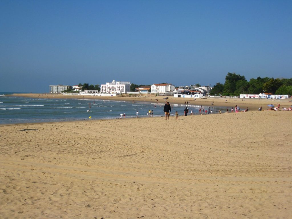 Aloa Vacances : Plage Centrale De La Tranche Sur Mer